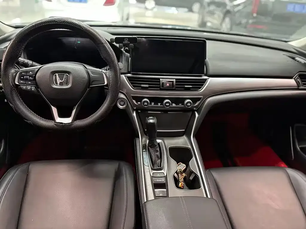 Honda Accord — фото 3
