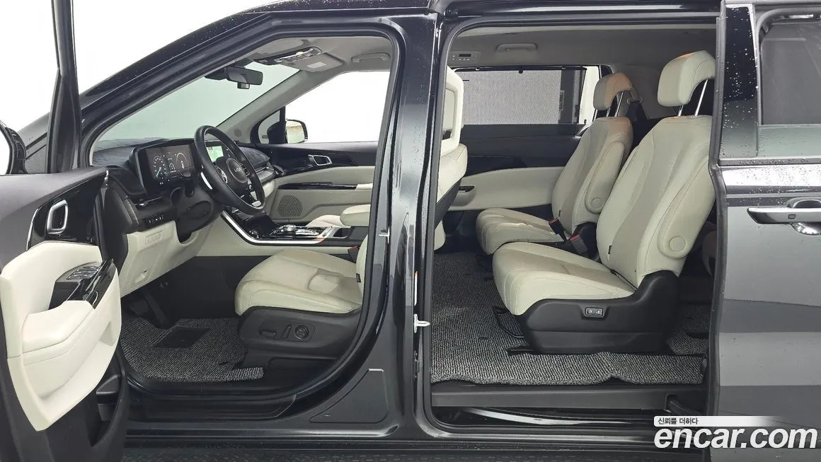 Kia Carnival — фото 10