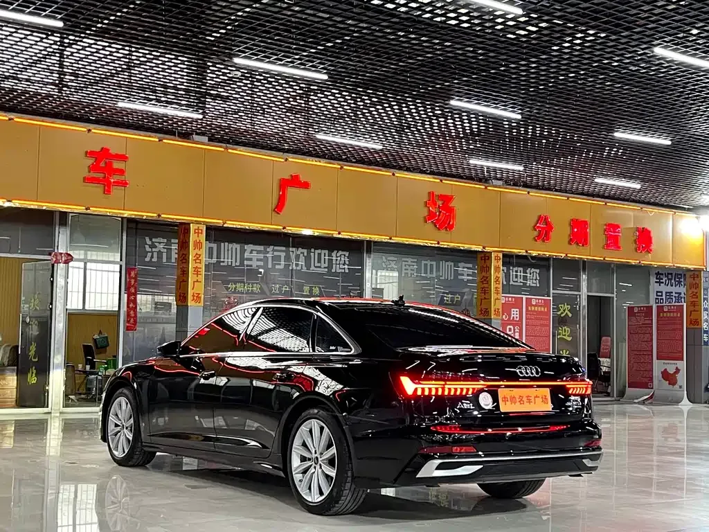 Audi A6L 2023 из CN, фото 10