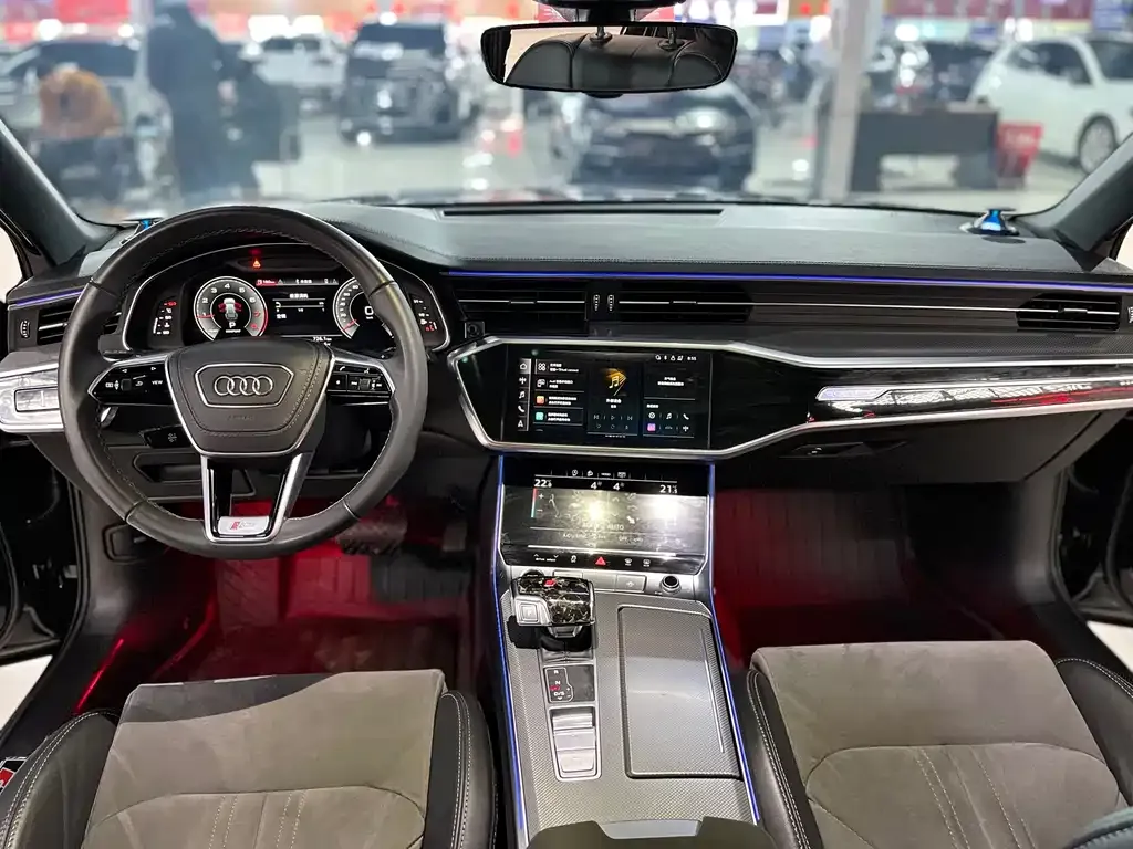Audi A6L 2023 из CN, фото 4
