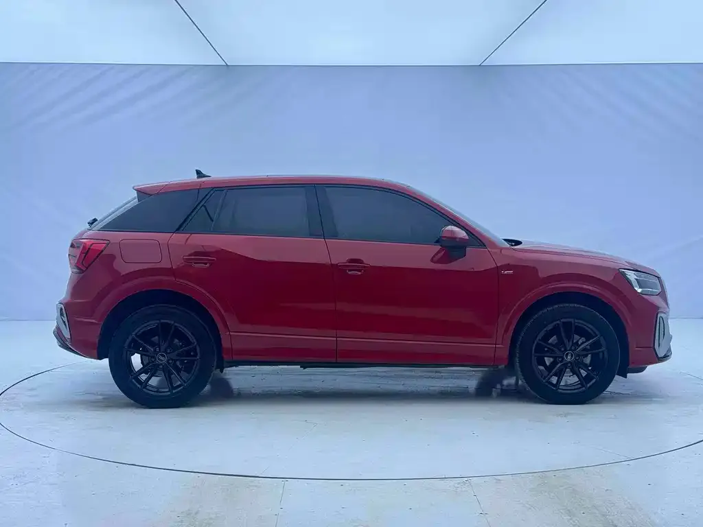 Audi Q2L 2022 из CN, фото 7