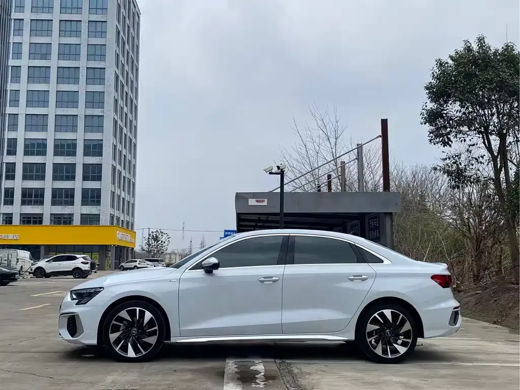 Audi A3 — фото 5