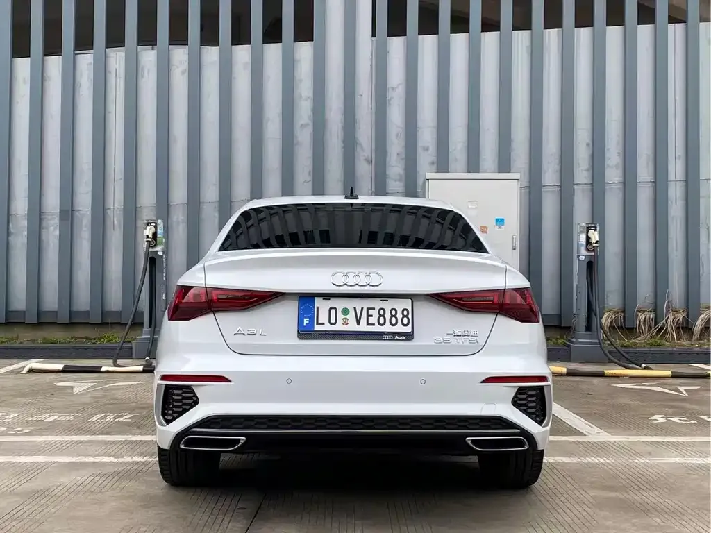 Audi A3 — фото 8