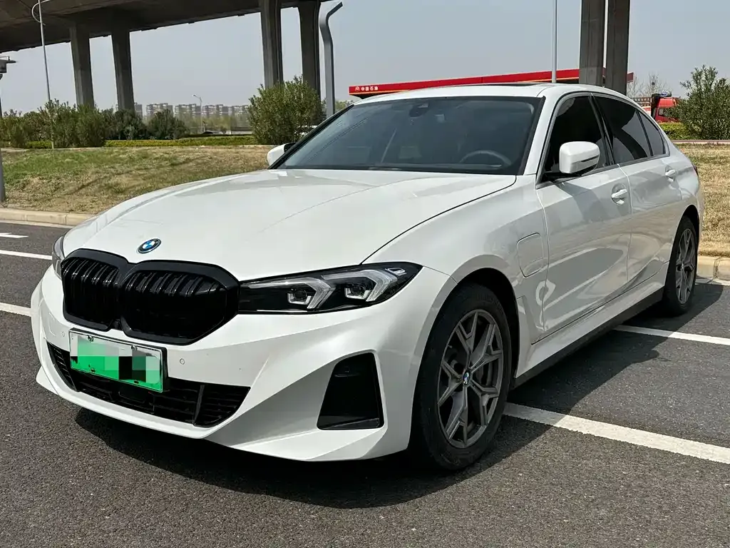 BMW i3 2025 из CN, фото 1