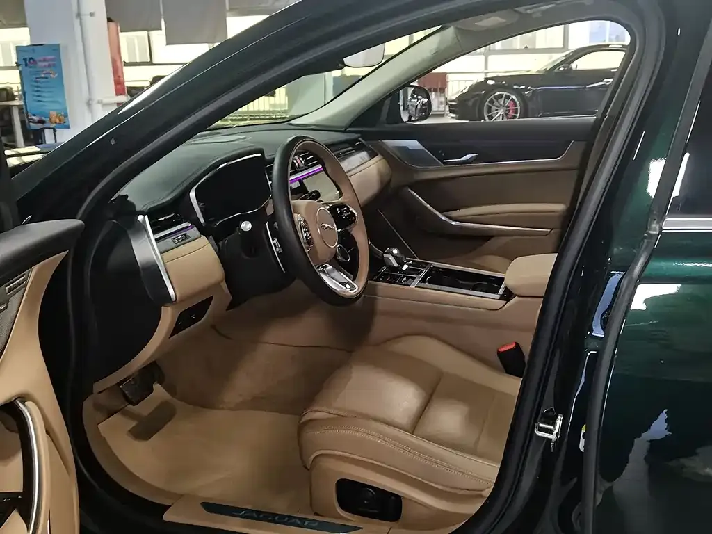 Jaguar XFL 2025 из CN, фото 2