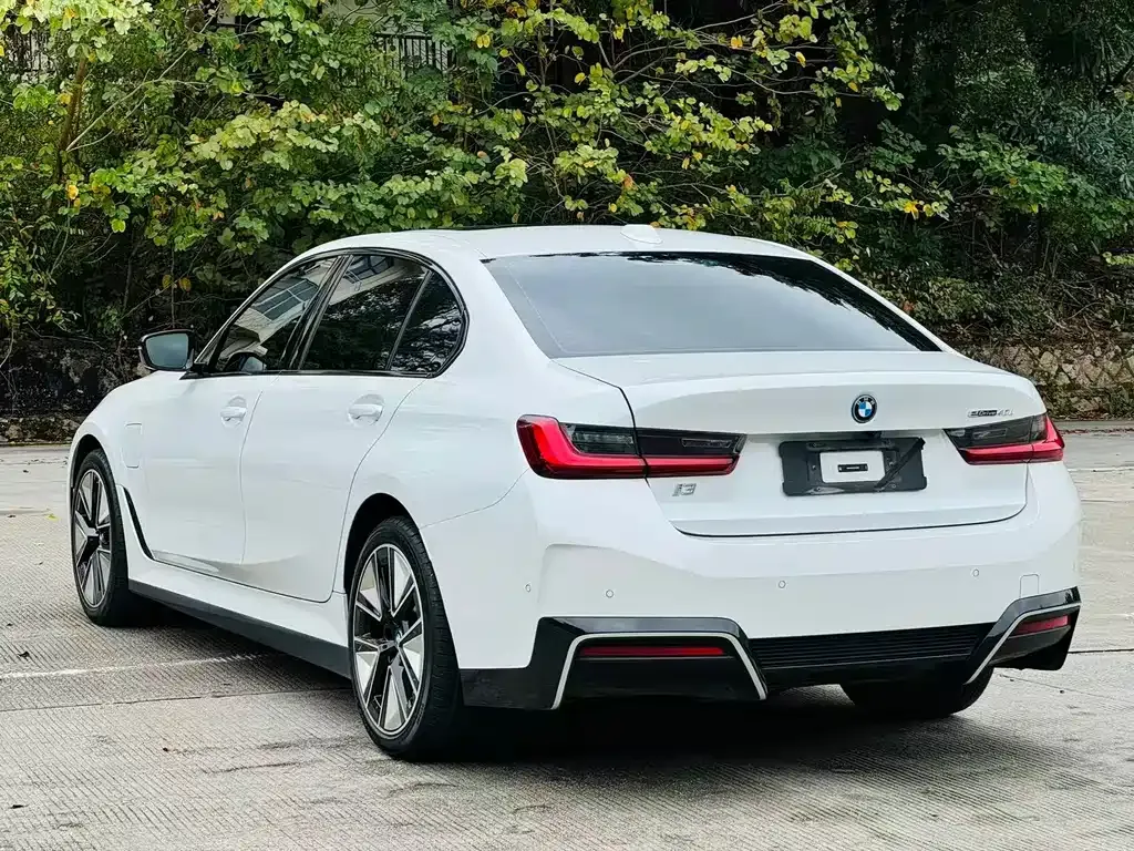 BMW i3 — фото 5
