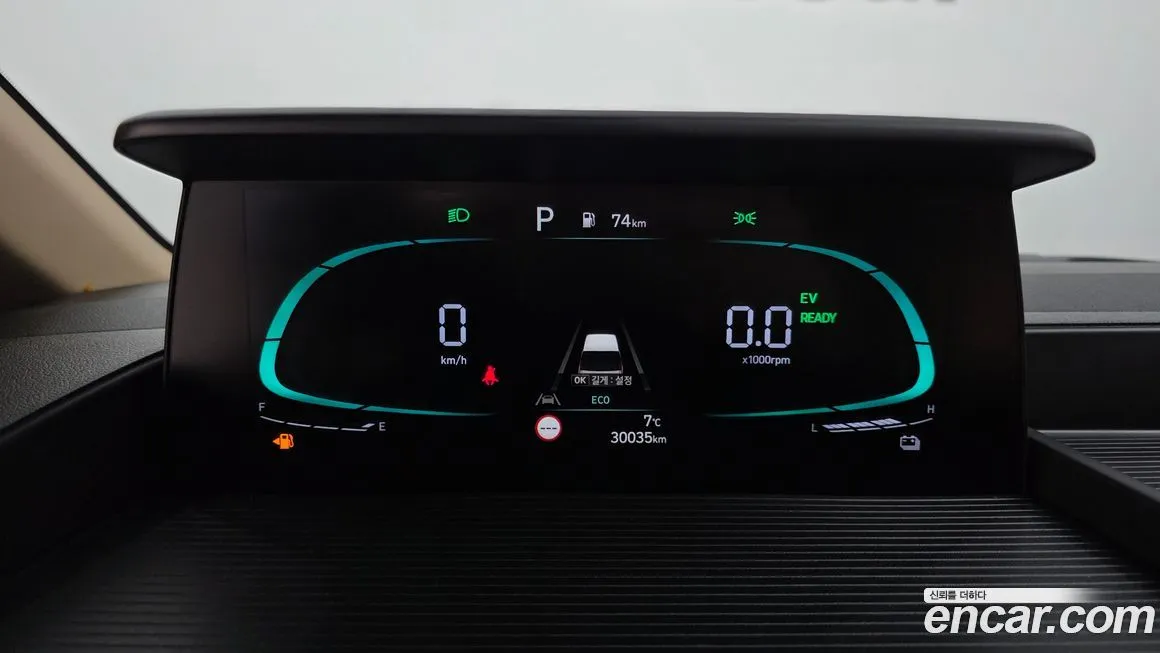 Hyundai Staria 2025 из KR, фото 4