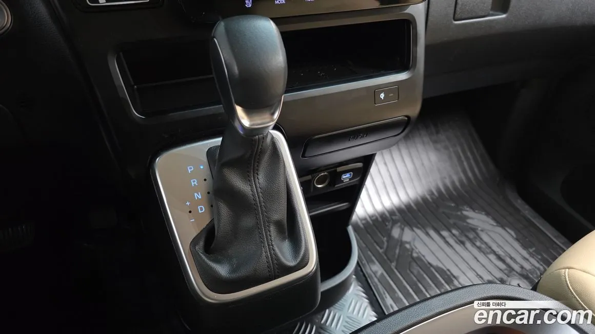 Hyundai Staria 2025 из KR, фото 2