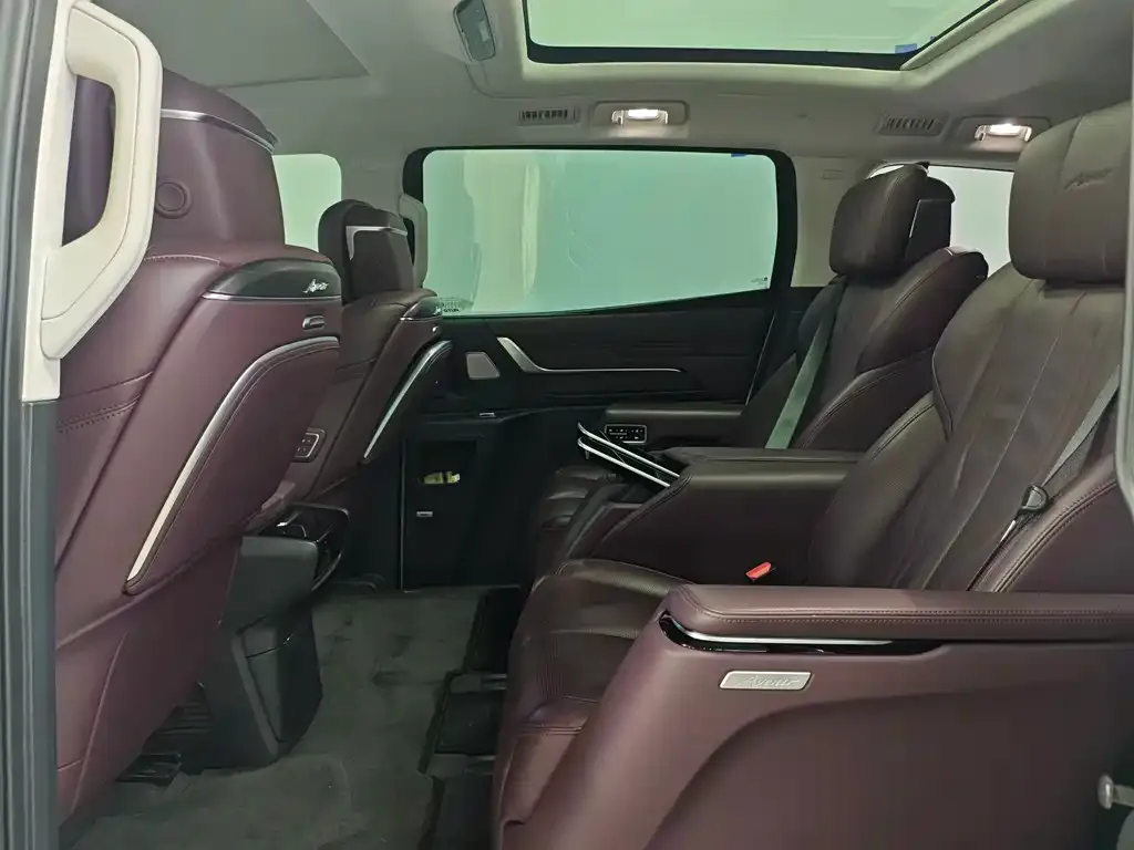 Buick Century 2023 из CN, фото 3