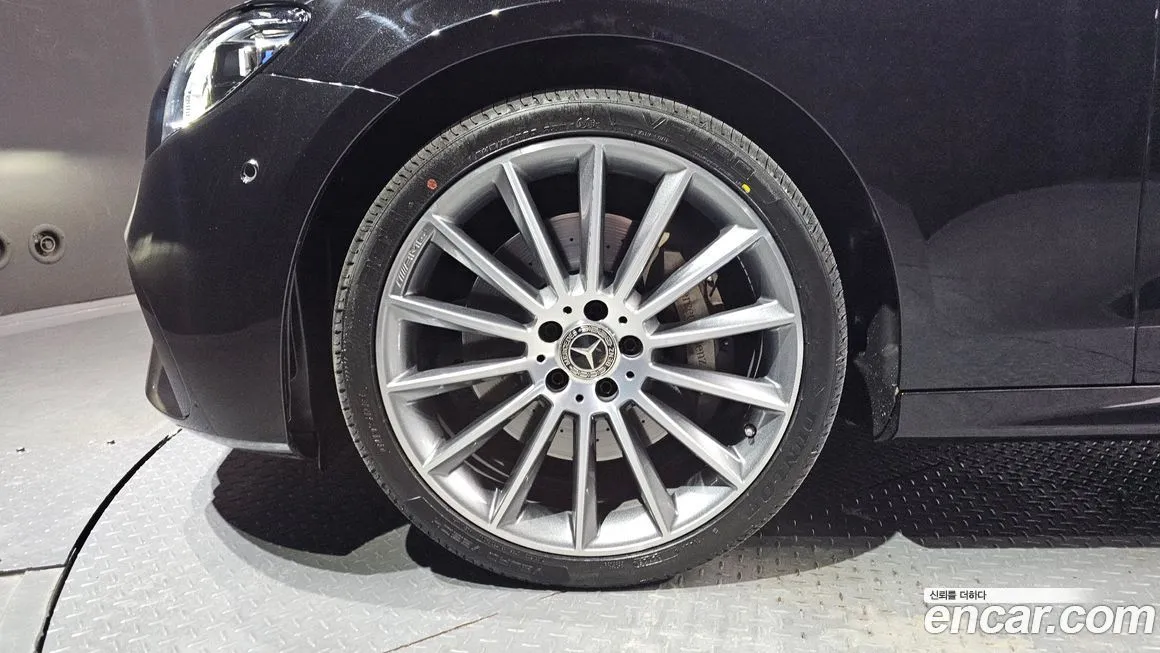 Mercedes-Benz E-Class 2021 из KR, фото 10