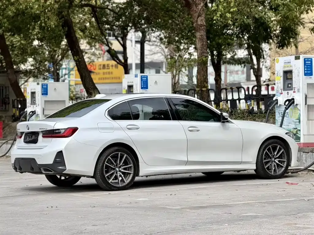 BMW 3 Series — фото 5