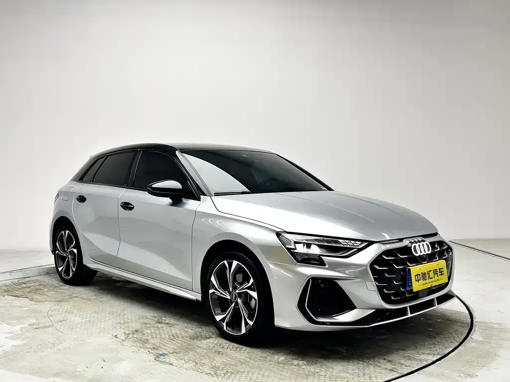 Audi A3 2024 из CN, фото 3