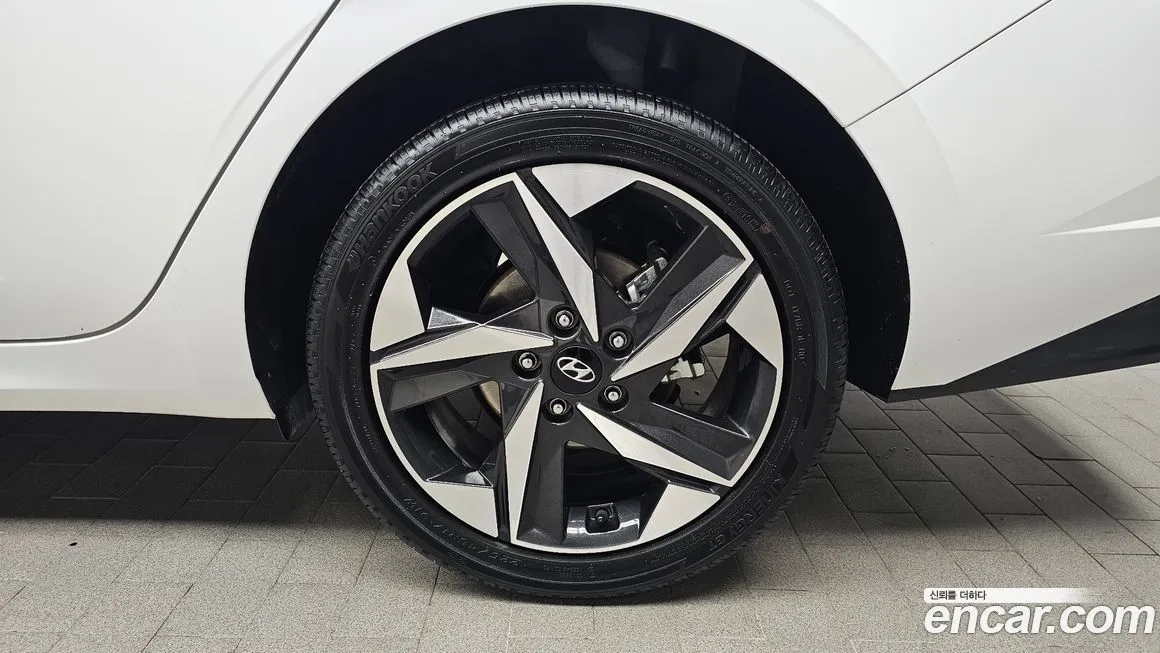 Hyundai AVANTE 2023 из KR, фото 5