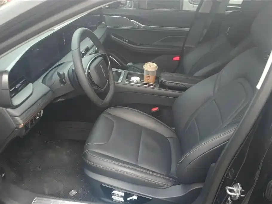 Lincoln Z 2026 из CN, фото 2