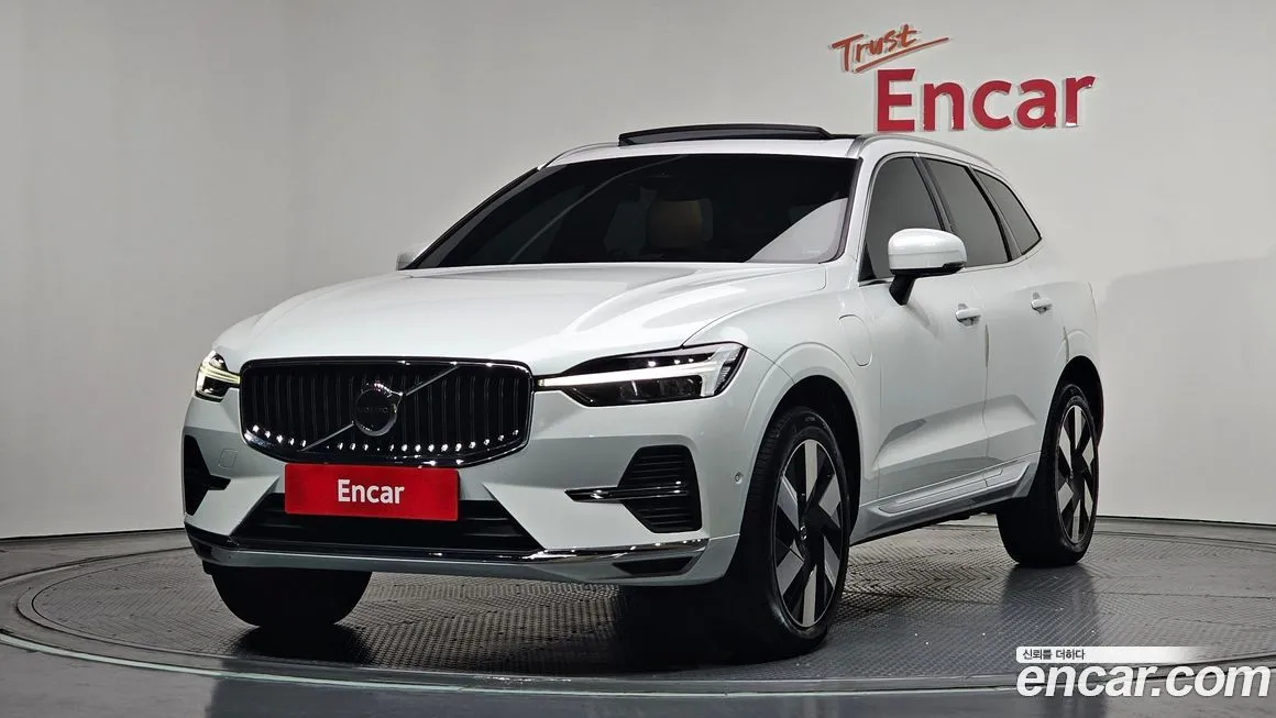 Volvo XC60 2025 из KR, фото 1