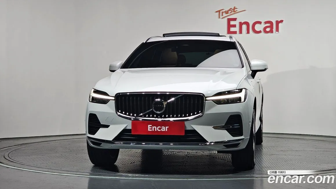 Volvo XC60 2025 из KR, фото 2