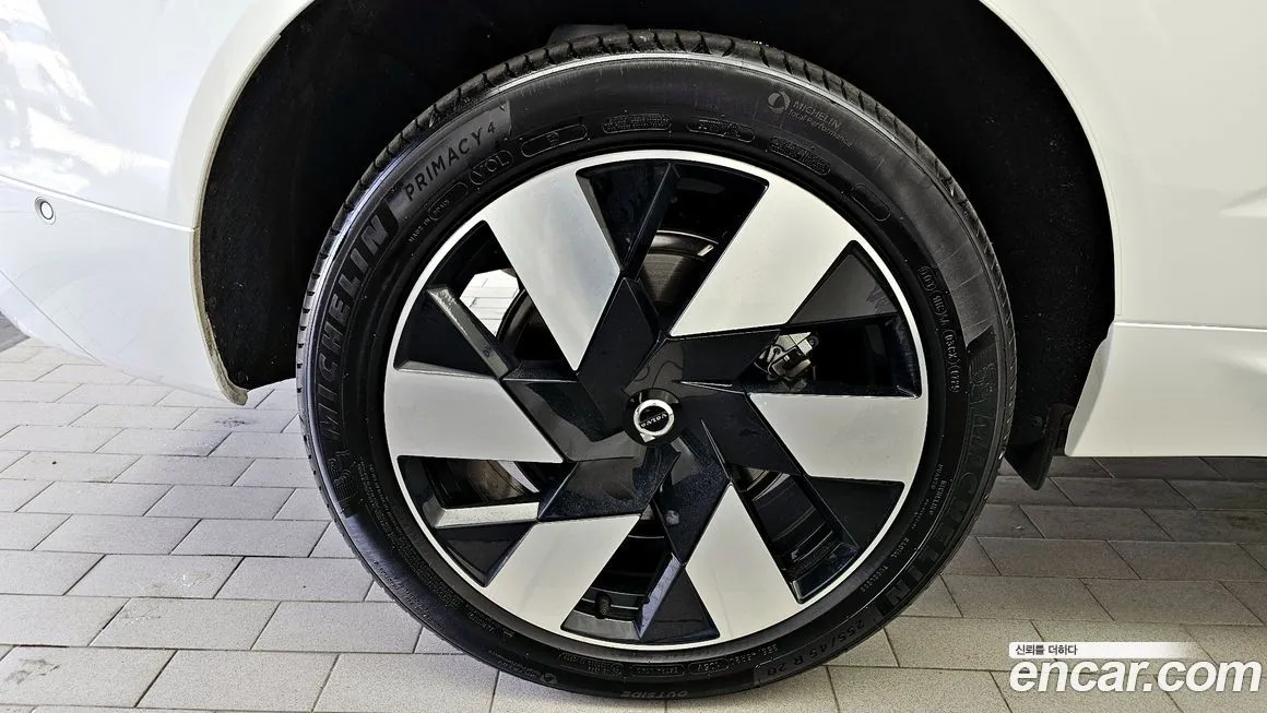 Volvo XC60 2025 из KR, фото 9