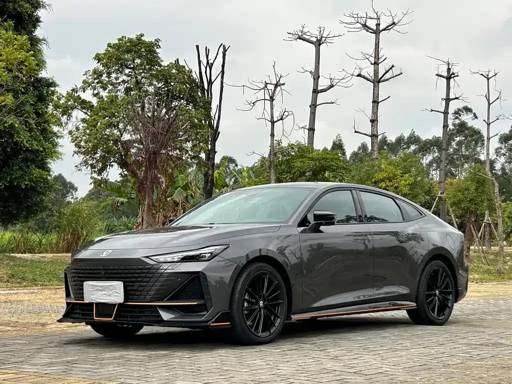 Changan UNI-V 2024 из CN, фото 1