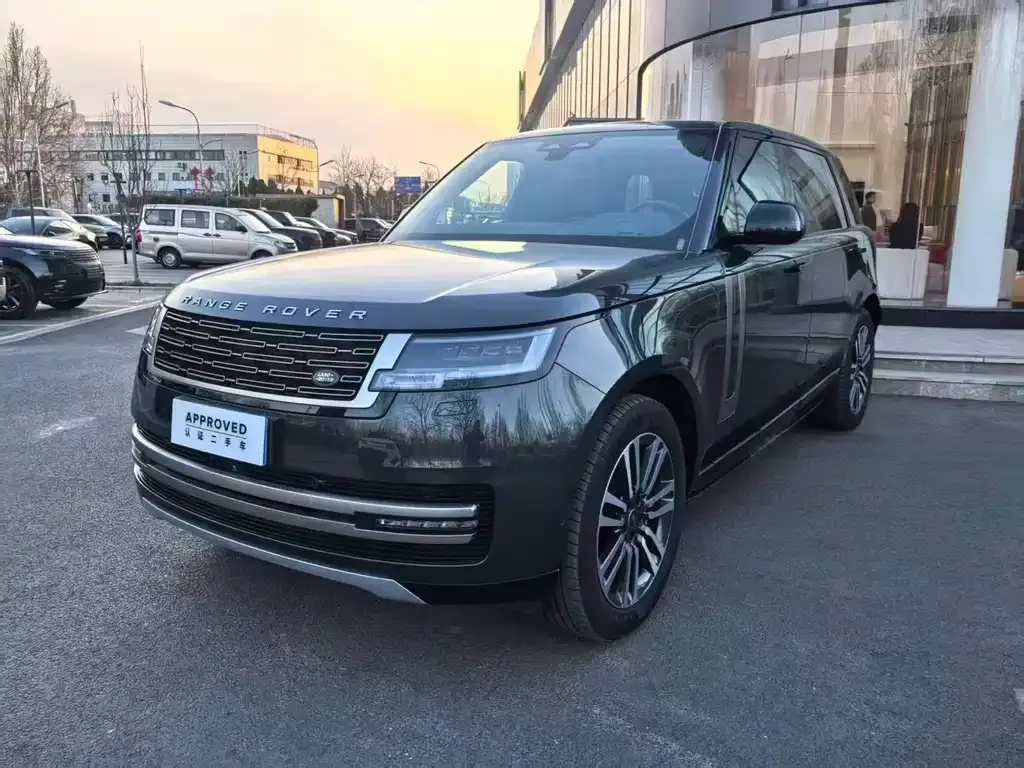 Land Rover Range Rover — фото 1