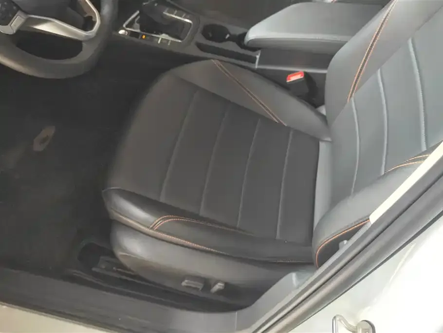 Volkswagen Bora 2022 из CN, фото 4