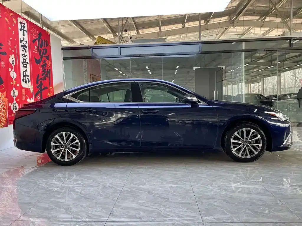 Lexus ES 2024 из CN, фото 7