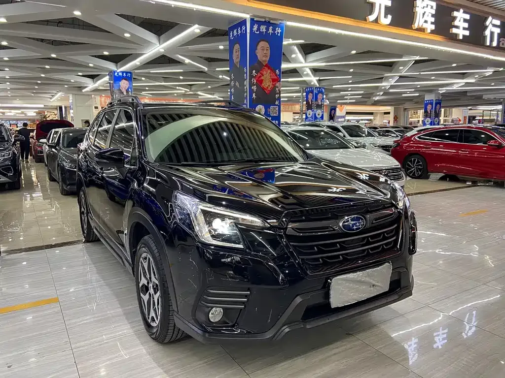 Subaru Forester — фото 9
