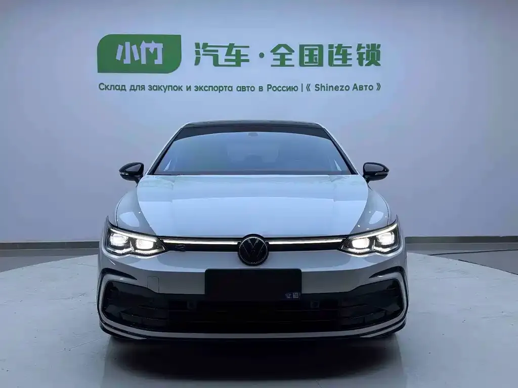 Volkswagen Golf 2023 из CN, фото 5