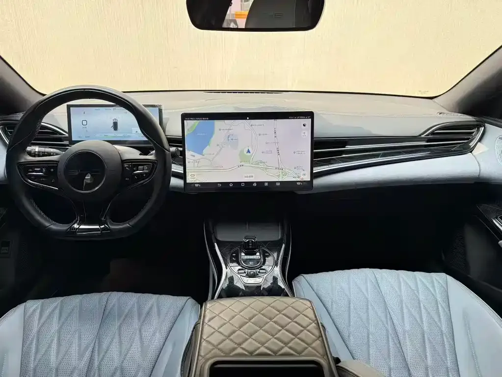 BYD Seal — фото 6