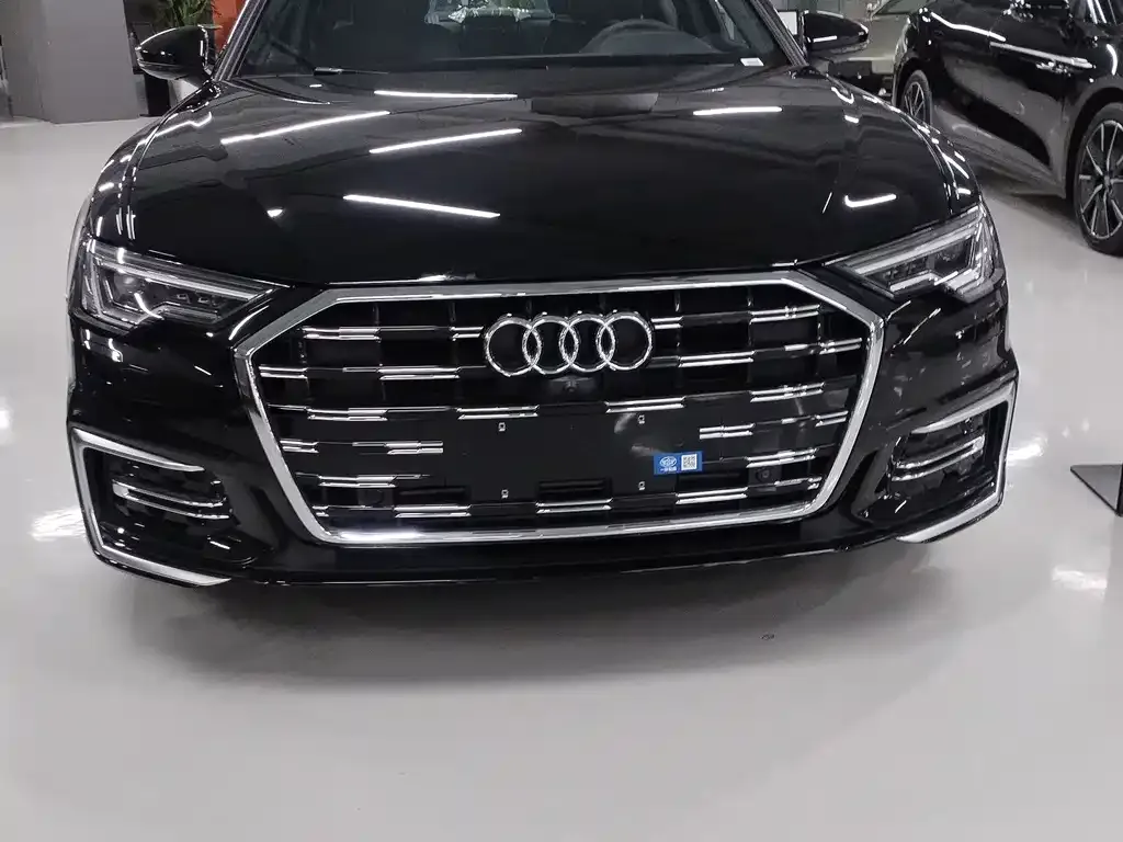 Audi A6L — фото 5