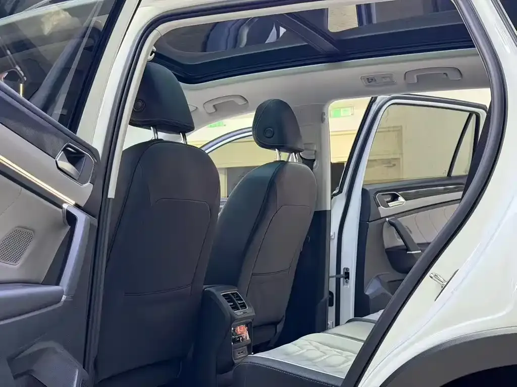 Volkswagen Tayron 2023 из CN, фото 5