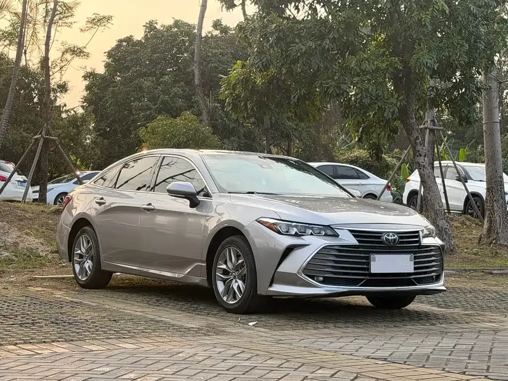 Toyota Avalon 2022 из CN, фото 9