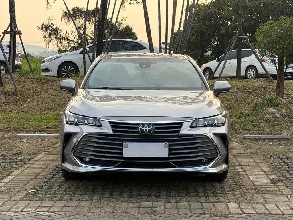 Toyota Avalon 2022 из CN, фото 10