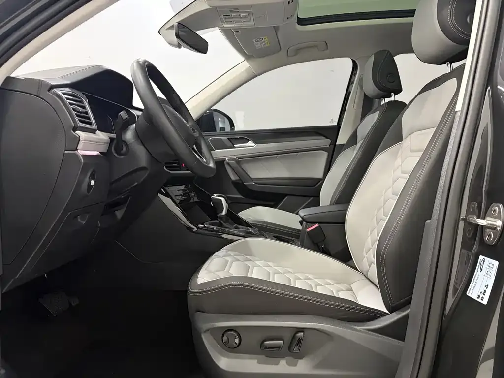Volkswagen Tayron 2023 из CN, фото 5