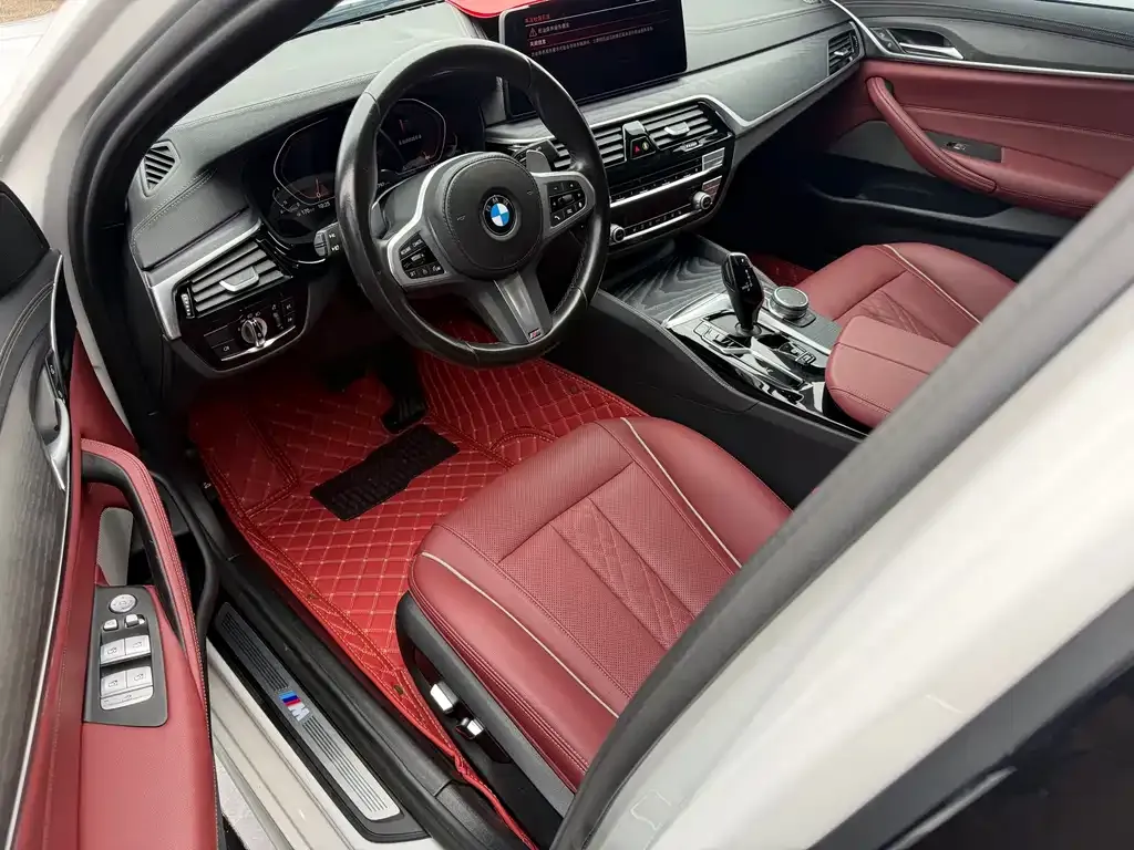 BMW 5 Series — фото 4