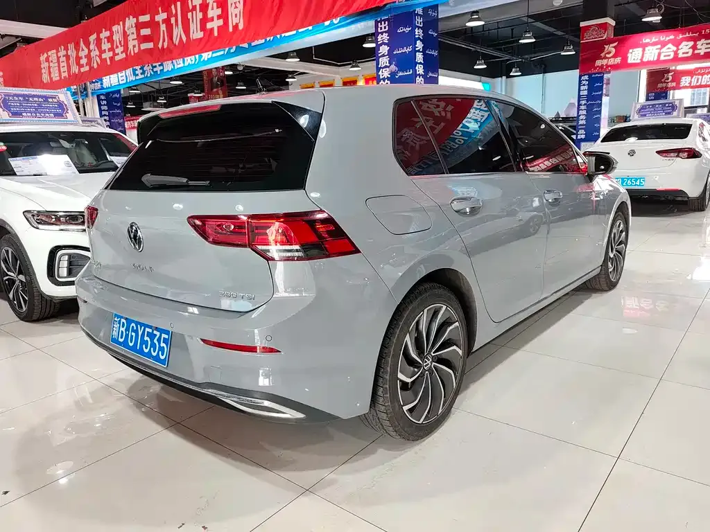 Volkswagen Golf 2022 из CN, фото 5