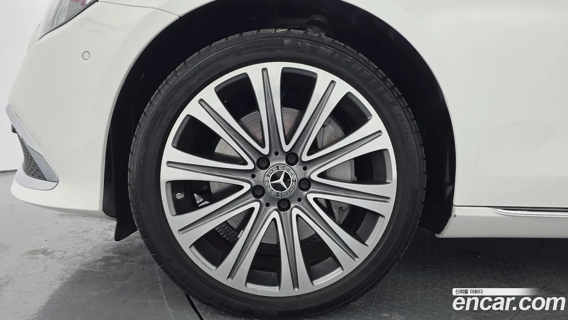 Mercedes-Benz E-Class 2023 из KR, фото 10