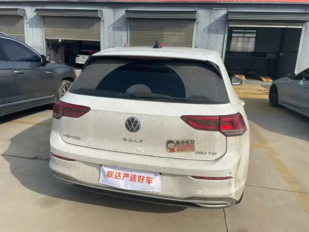 Volkswagen Golf 2022 из CN, фото 7