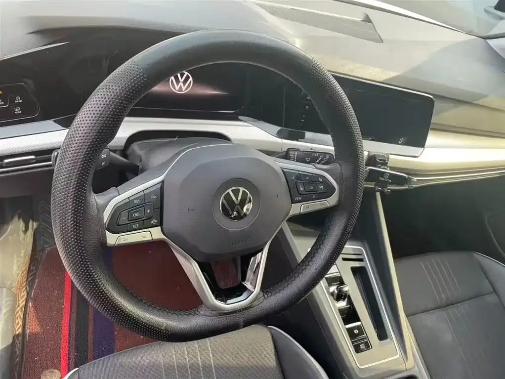 Volkswagen Golf 2022 из CN, фото 5