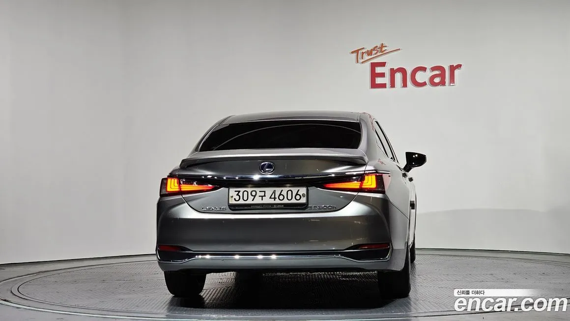 Lexus ES 2021 из KR, фото 4
