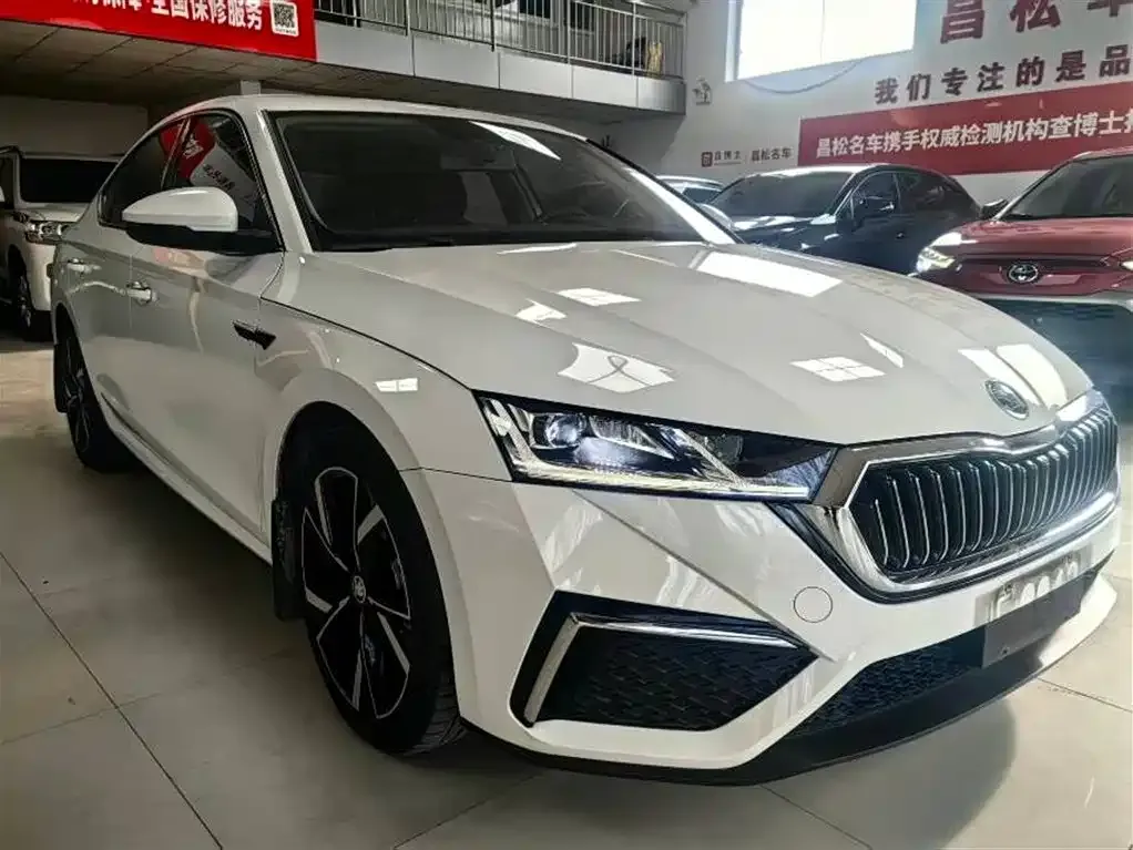 Skoda Octavia 2022 из CN, фото 1