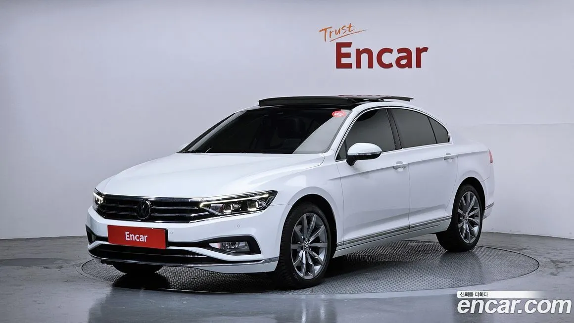 Volkswagen Passat — фото 1