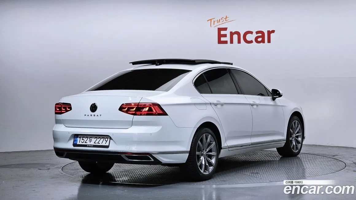 Volkswagen Passat — фото 3