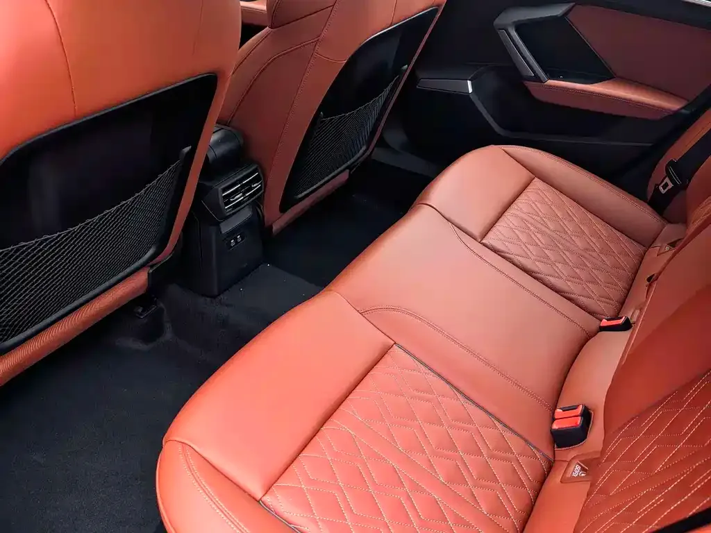 Audi A3 2024 из CN, фото 5