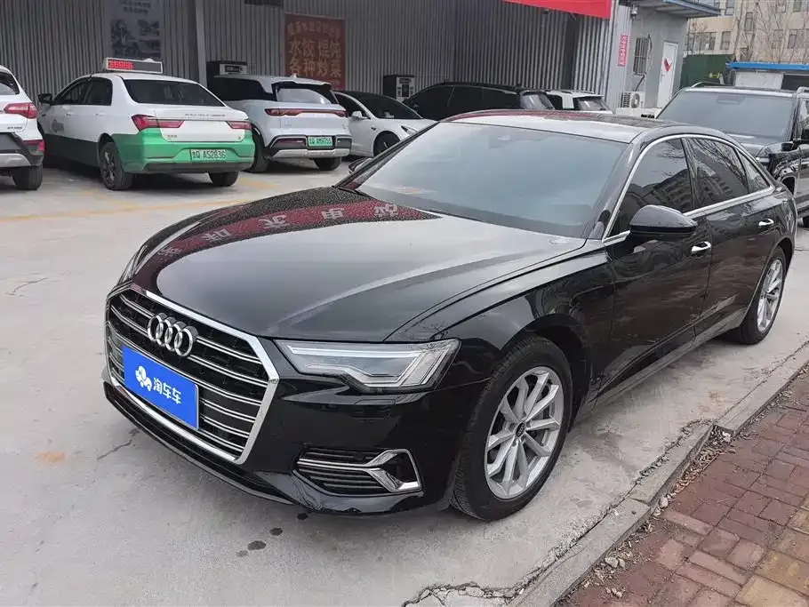 Audi A6L 2023 из CN, фото 1