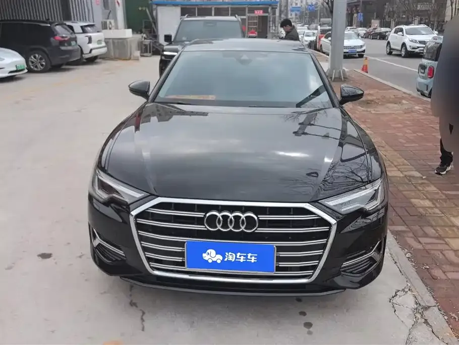 Audi A6L 2023 из CN, фото 4