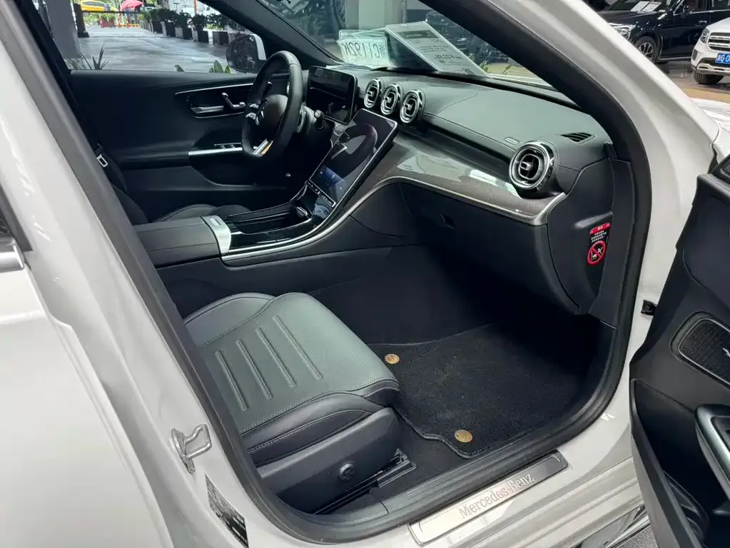 Mercedes-Benz C-Class — фото 2