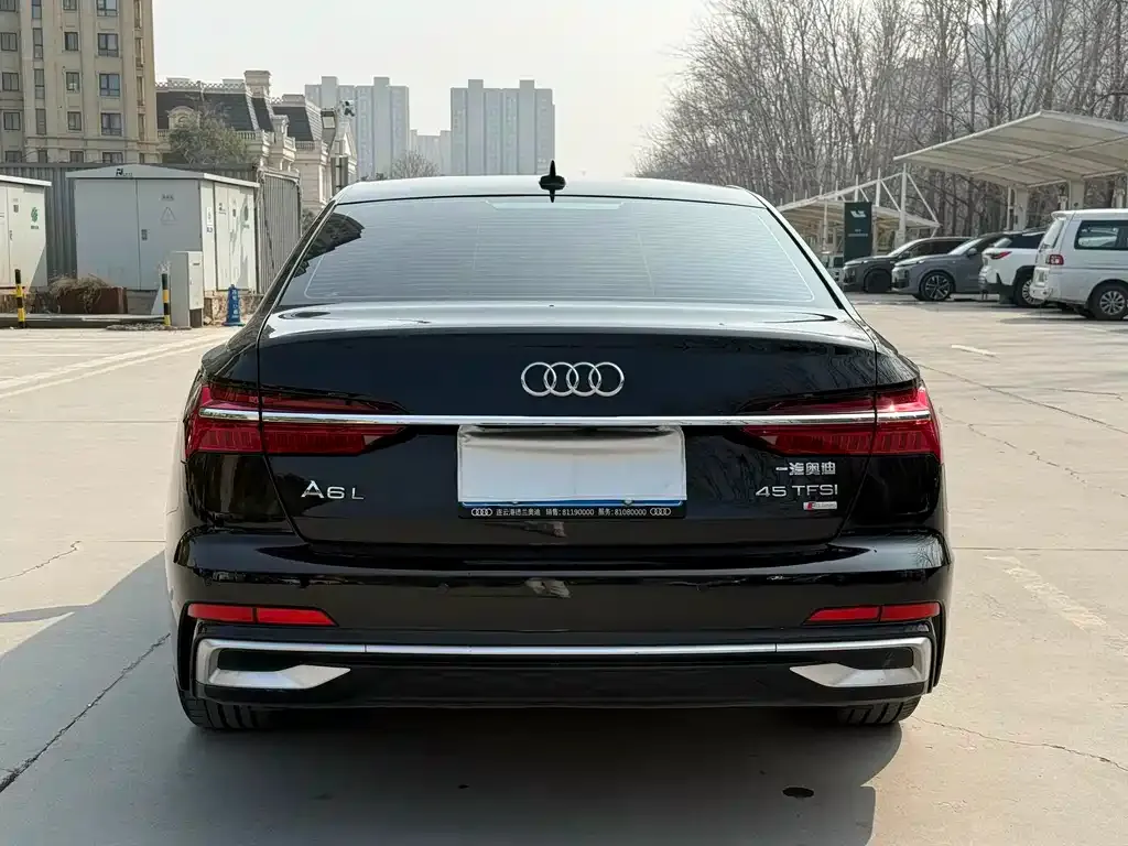 Audi A6L — фото 5