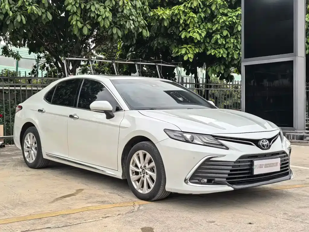 Toyota Camry 2023 из CN, фото 5