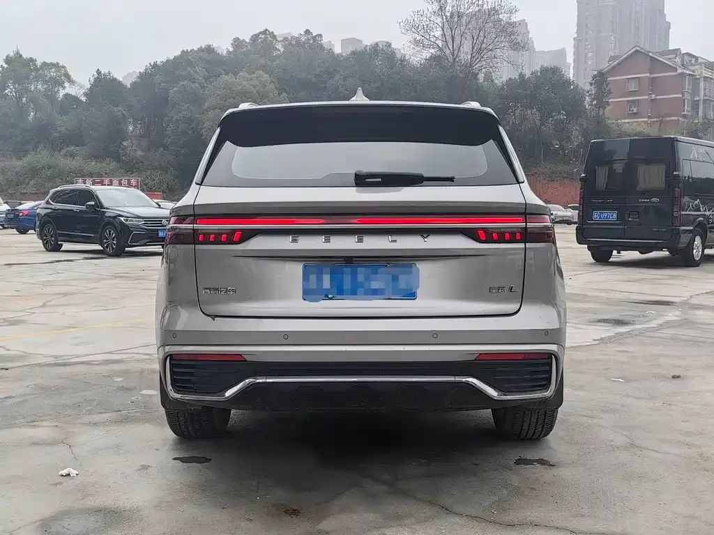Geely Xingyue L — фото 8