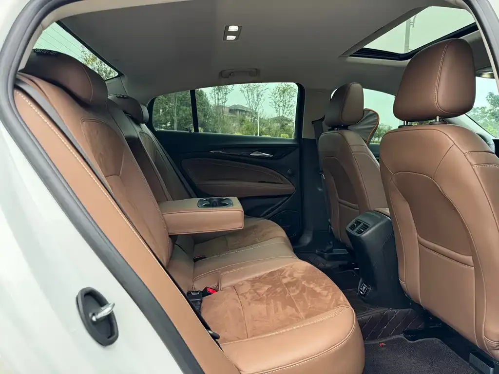 Buick Regal 2022 из CN, фото 5